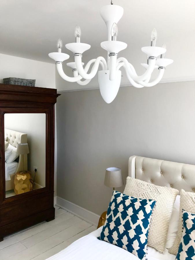 Marina Retreat - Stunning 4 Bedroom, 3 Bathroom House With Harbour Views! Ramsgate Eksteriør billede